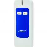 TC-radio-Seamaid-2-boutons-module A handheld white-and-blue remote sits upright, showing two labeled buttons O and X, a slim IR window at top and a wave logo on its blue panel against white background.